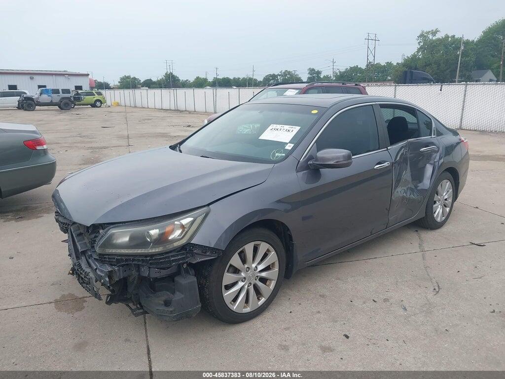1HGCR2F79DA042400 2013 HONDA ACCORD photo no. 2