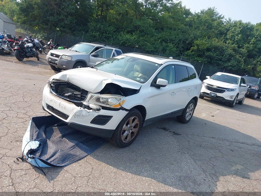 YV4952DL0D2372132 2013 VOLVO XC60 photo no. 2