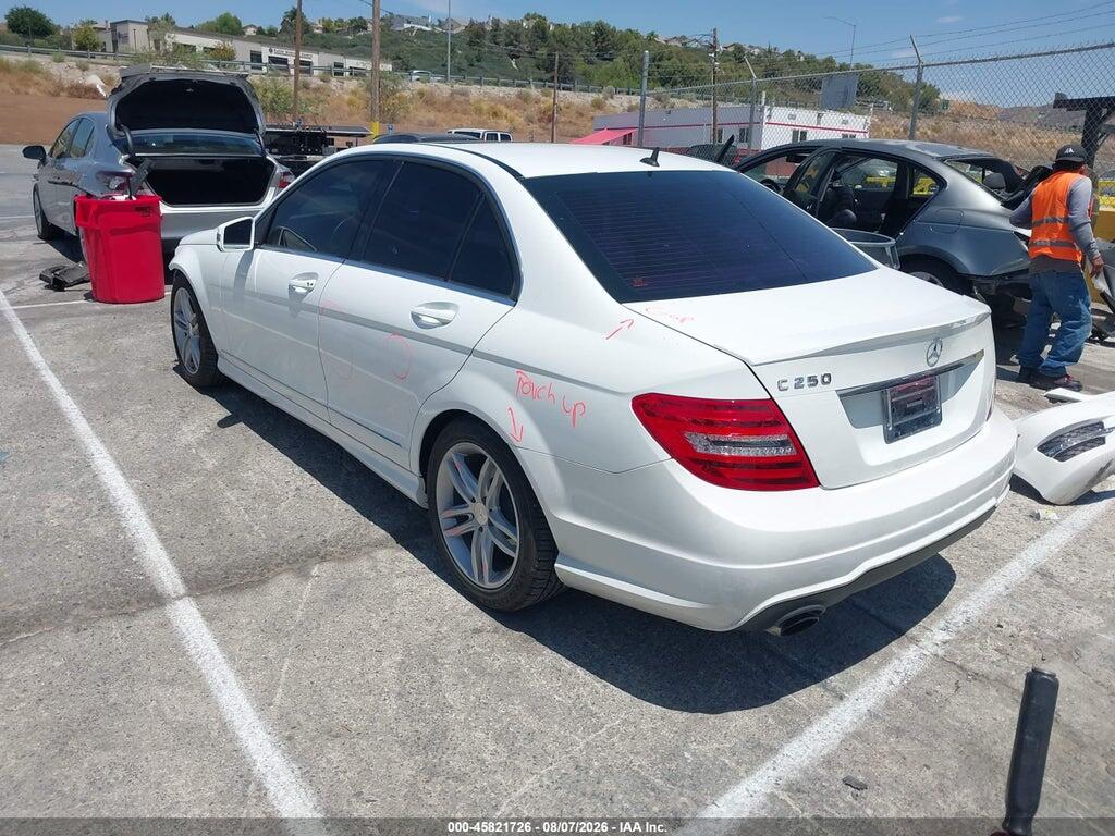 WDDGF4HB9DR265064 2013 MERCEDES-BENZ C 250 photo no. 3