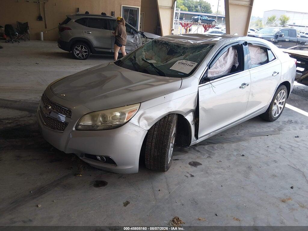 1G11H5SA5DF177011 2013 CHEVROLET MALIBU photo no. 2