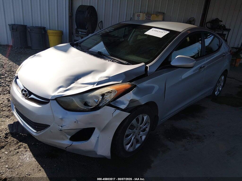 5NPDH4AE1DH157864 2013 HYUNDAI ELANTRA photo no. 2