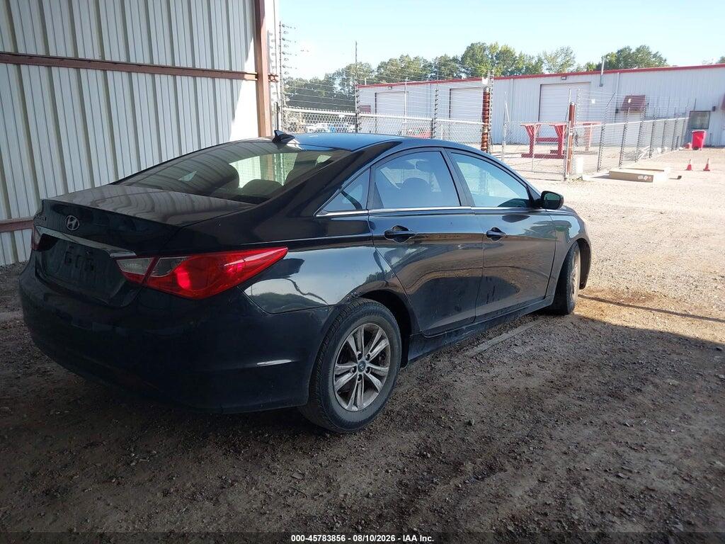5NPEB4AC3DH785820 2013 HYUNDAI SONATA photo no. 4