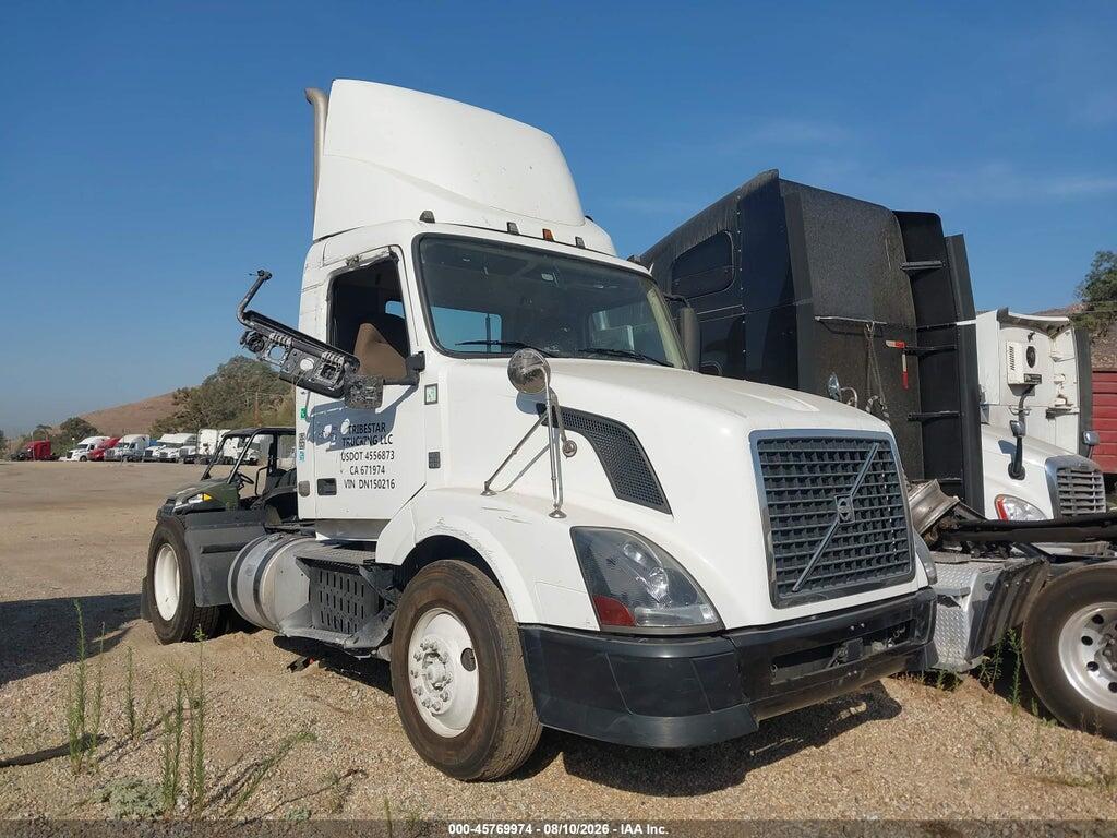 2013 VOLVO VN 4V4N39EG8DN150216