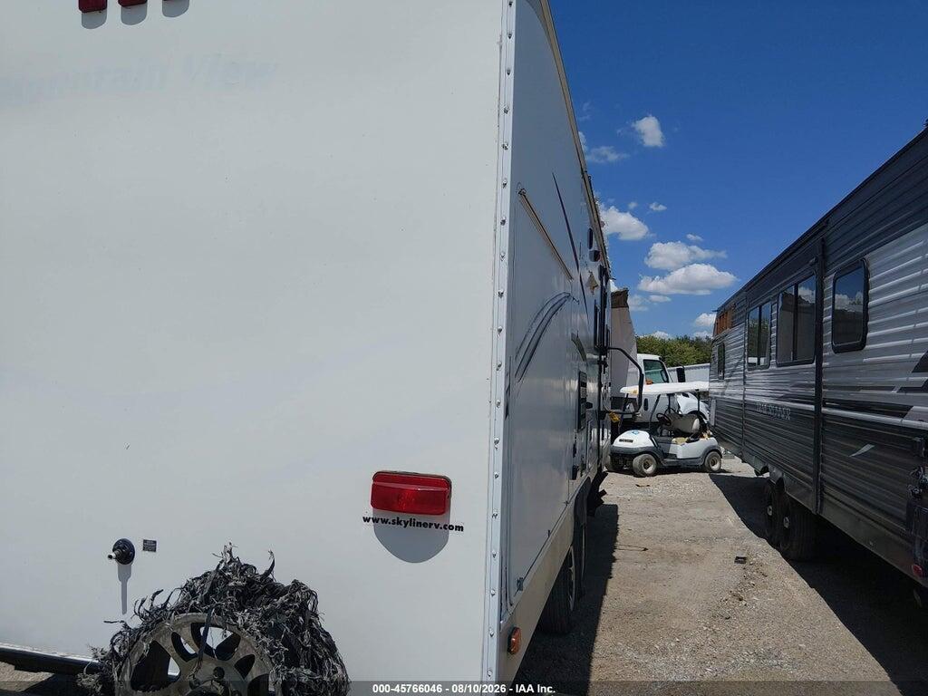 1SE200N20DC000564 2013 SKYLINE OTHER photo no. 4