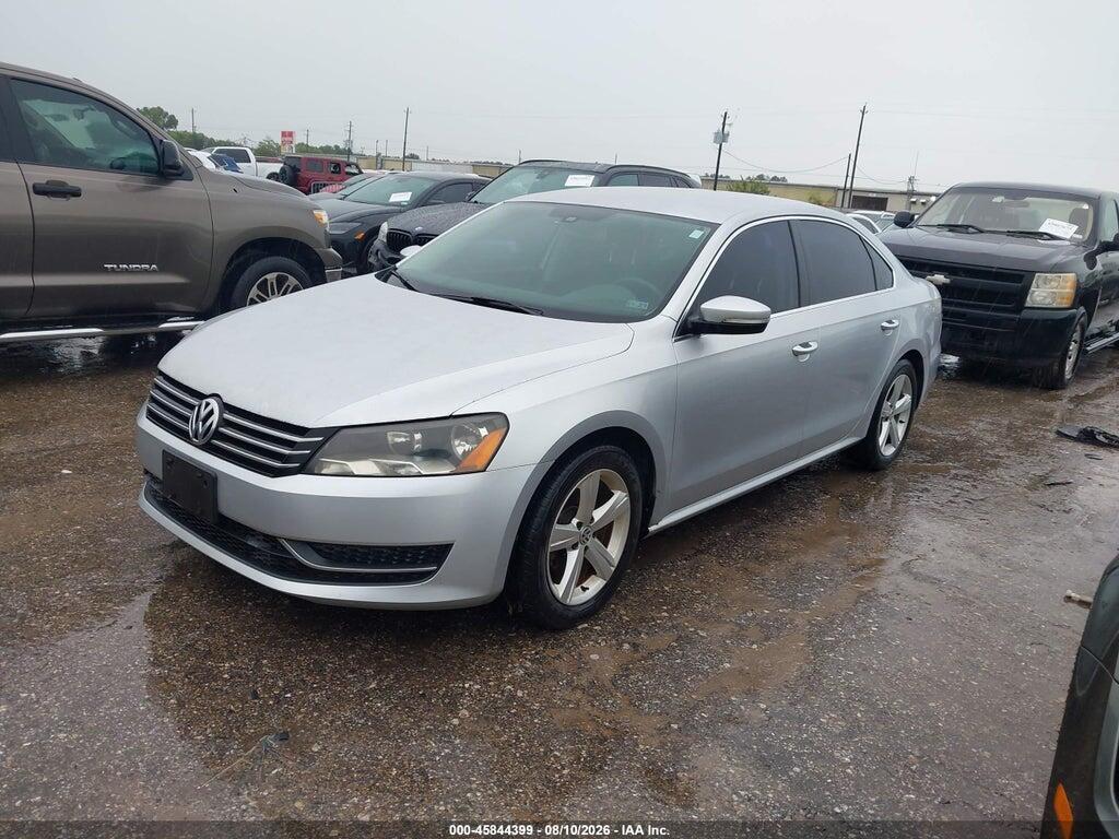 1VWBS7A32EC121104 2014 VOLKSWAGEN PASSAT photo no. 2