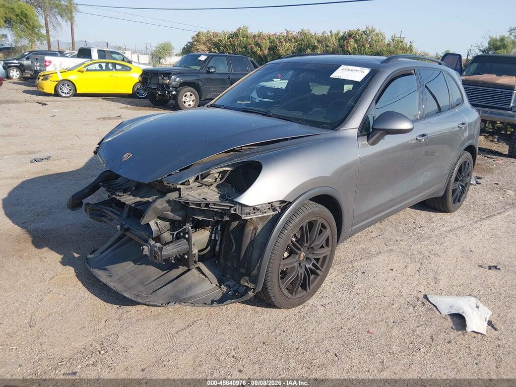 WP1AB2A20ELA56423 2014 PORSCHE CAYENNE photo no. 2