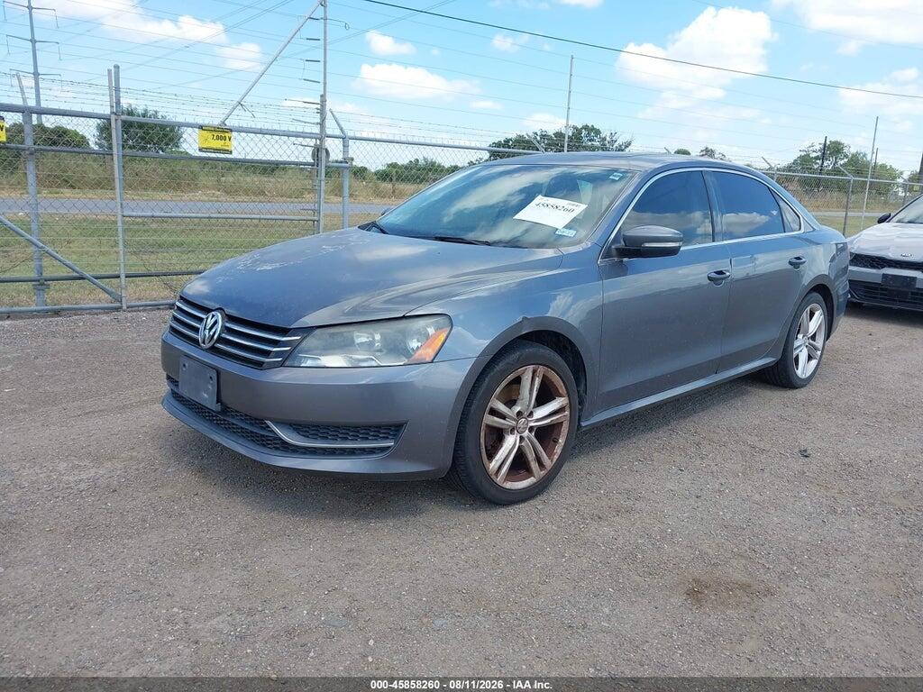 1VWBS7A34EC121072 2014 VOLKSWAGEN PASSAT photo no. 2