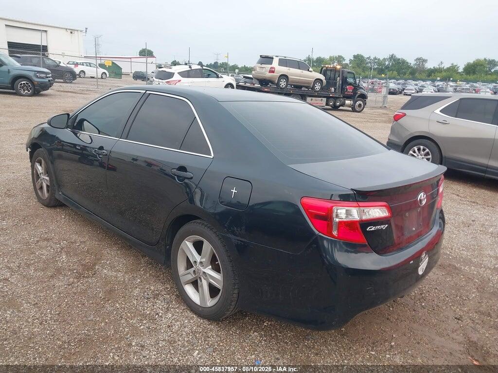 4T1BF1FK6EU335670 2014 TOYOTA CAMRY photo no. 3
