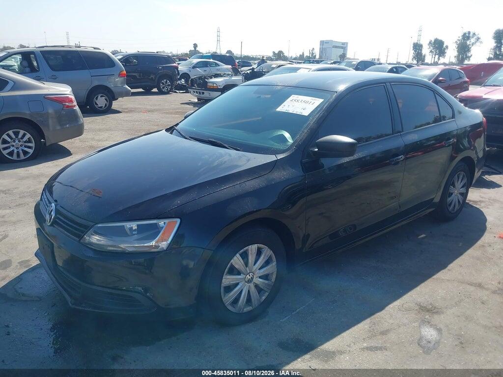 3VW2K7AJ3EM388619 2014 VOLKSWAGEN JETTA photo no. 2