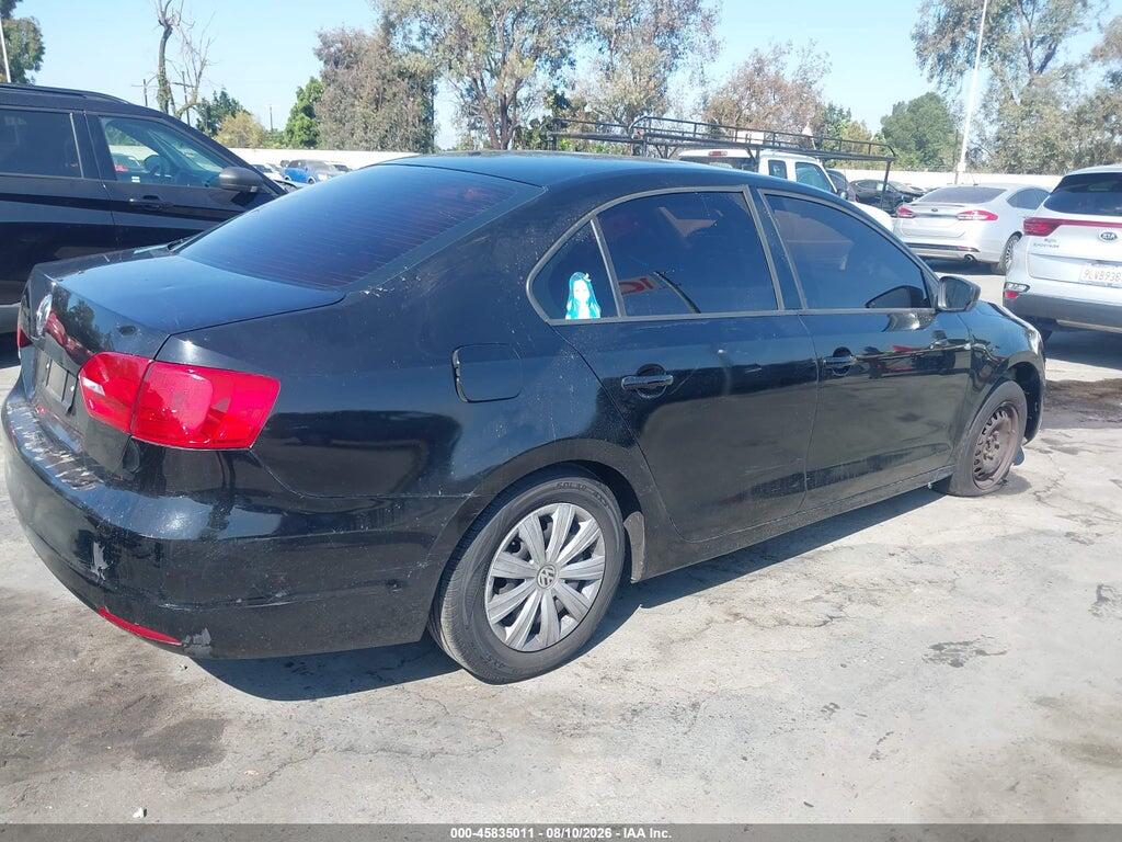 3VW2K7AJ3EM388619 2014 VOLKSWAGEN JETTA photo no. 4