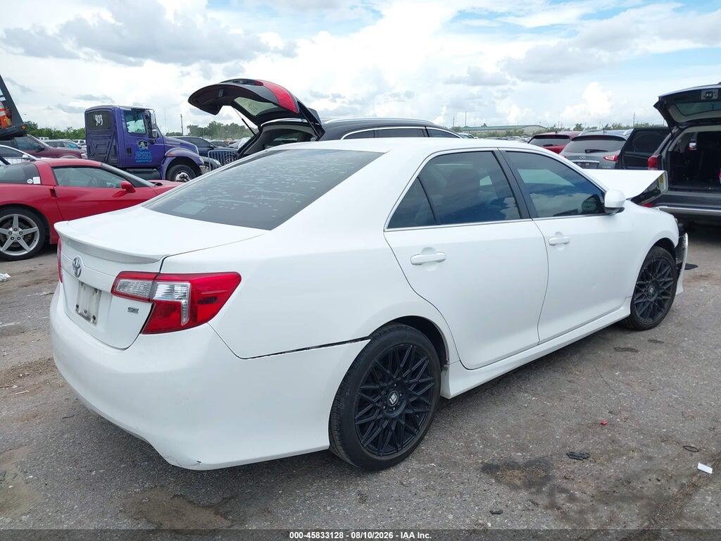 4T1BF1FK1EU733255 2014 TOYOTA CAMRY photo no. 4