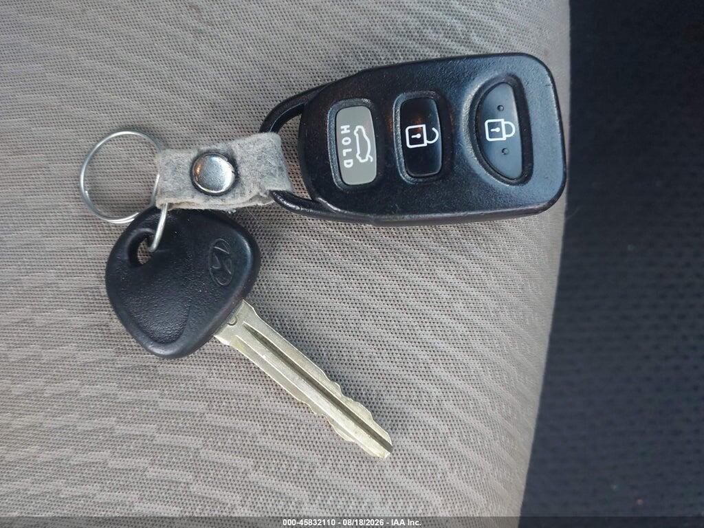 5NPDH4AE9EH543840 2014 HYUNDAI ELANTRA photo no. 11