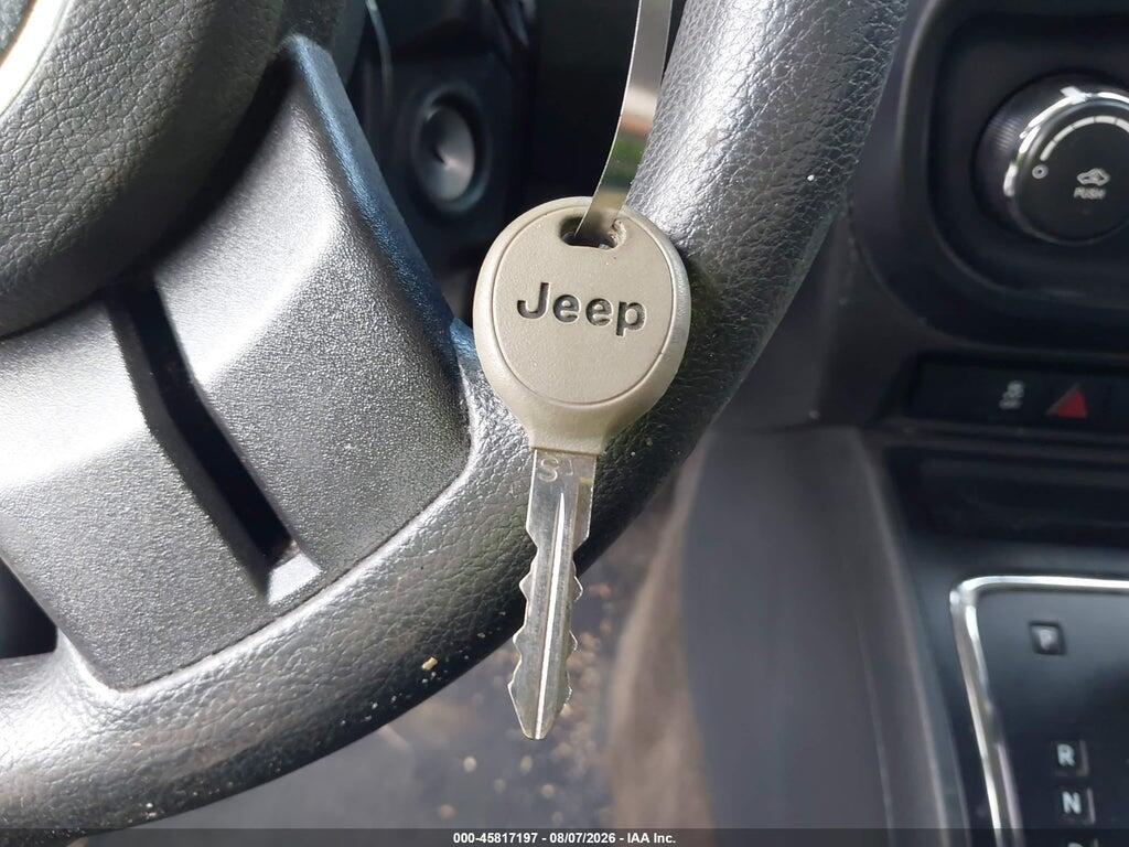 1C4NJDBB0ED602079 2014 JEEP COMPASS photo no. 11