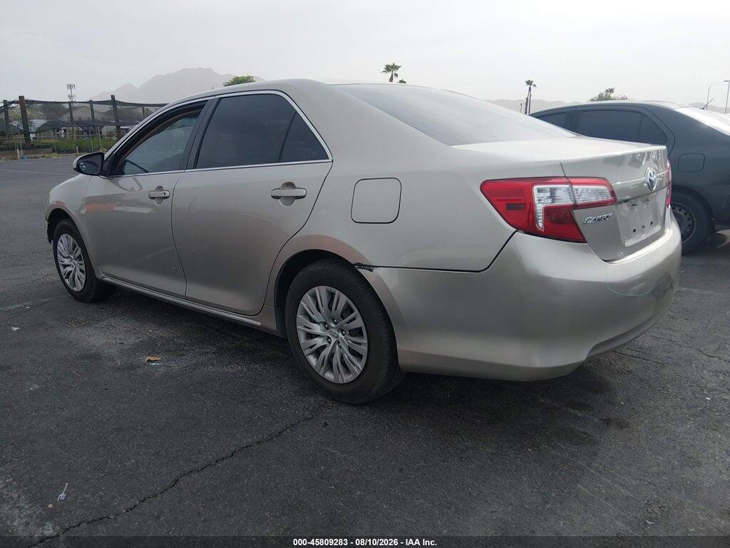 4T1BF1FK3EU415069 2014 TOYOTA CAMRY photo no. 3
