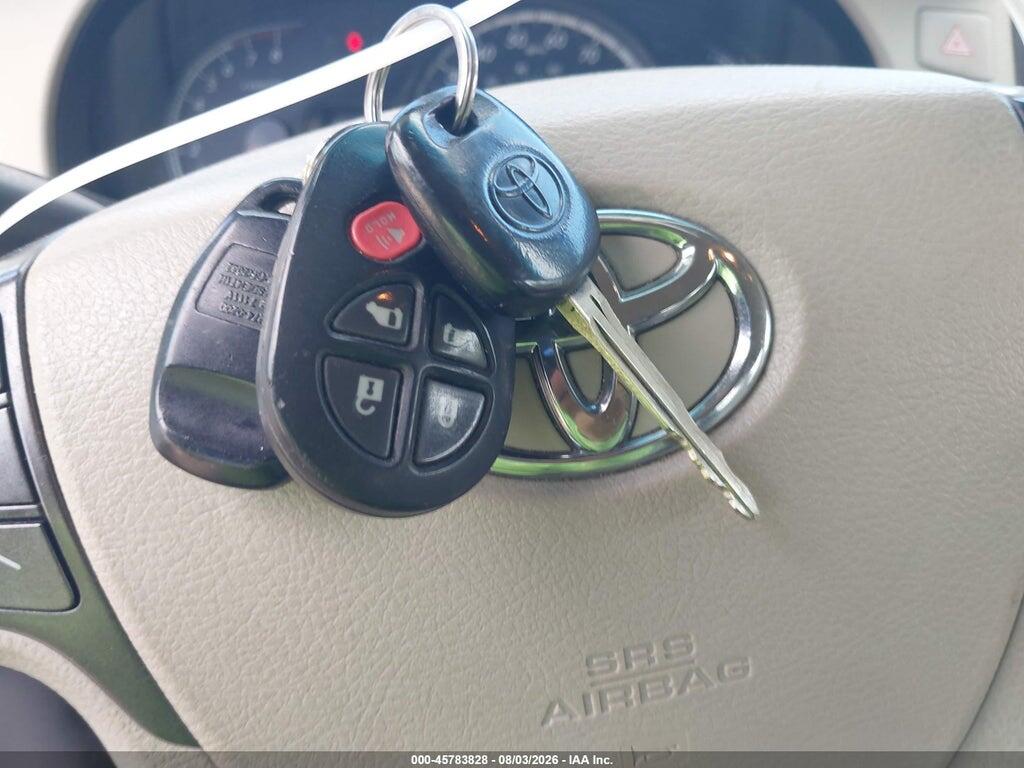5TDKK3DC4ES524829 2014 TOYOTA SIENNA photo no. 11