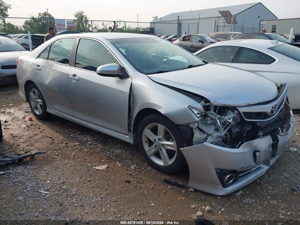 4T1BF1FKXEU434962 2014 TOYOTA CAMRY photo no. 1