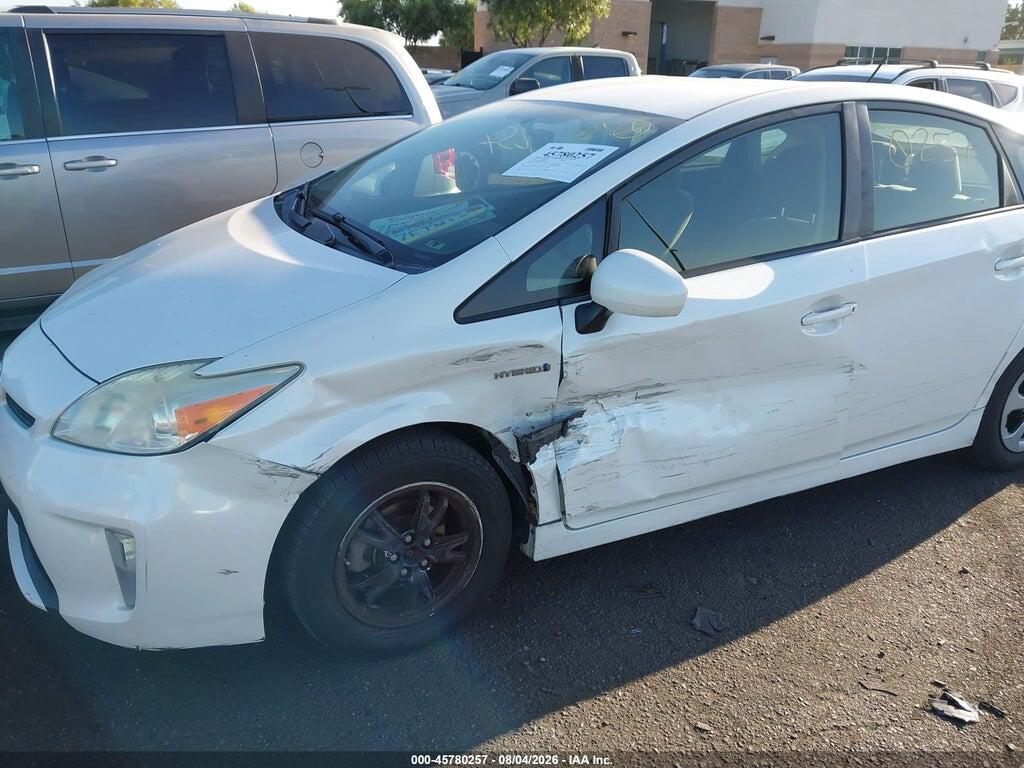 JTDKN3DU3E0390169 2014 TOYOTA PRIUS photo no. 6