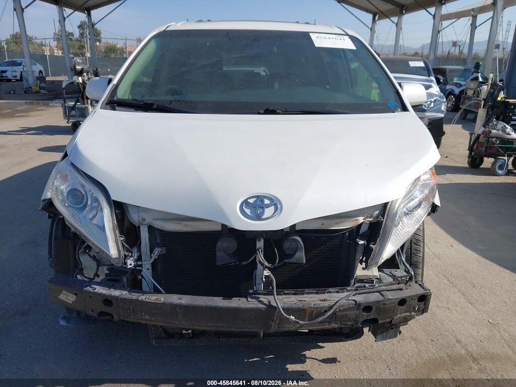 5TDYK3DC1FS654983 2015 TOYOTA SIENNA photo no. 6