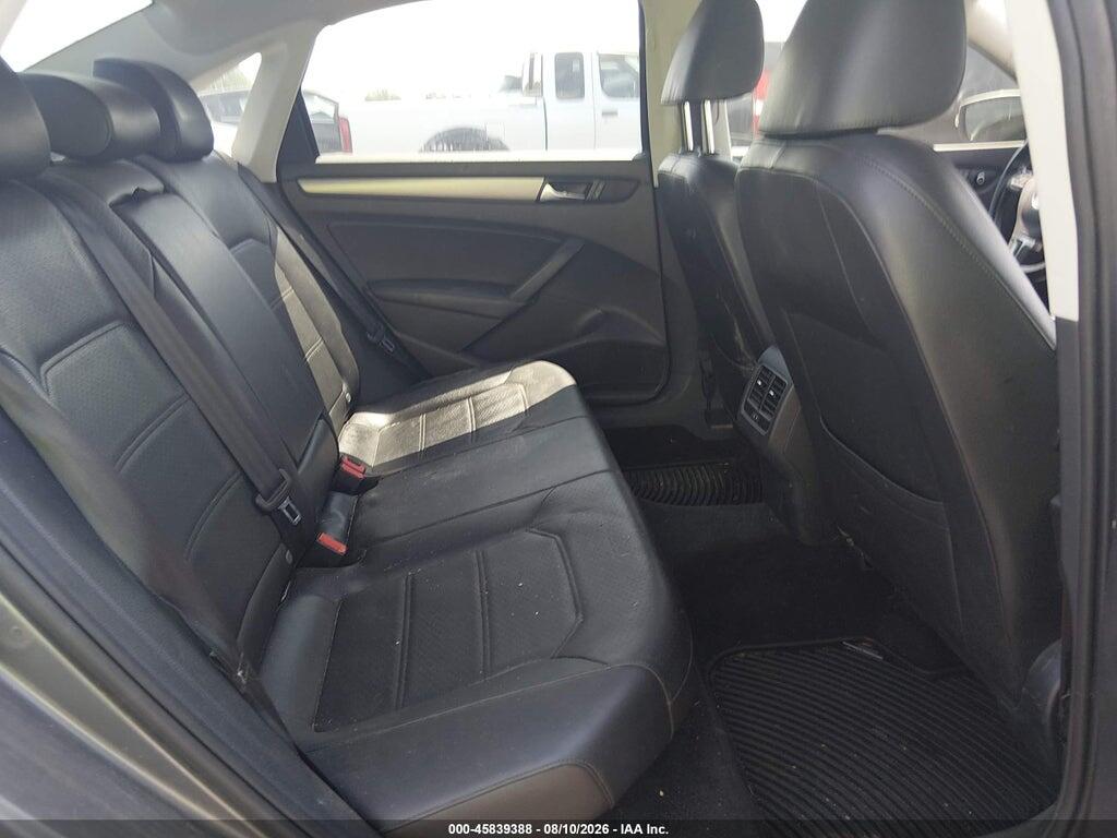 1VWBT7A31FC014110 2015 VOLKSWAGEN PASSAT photo no. 8
