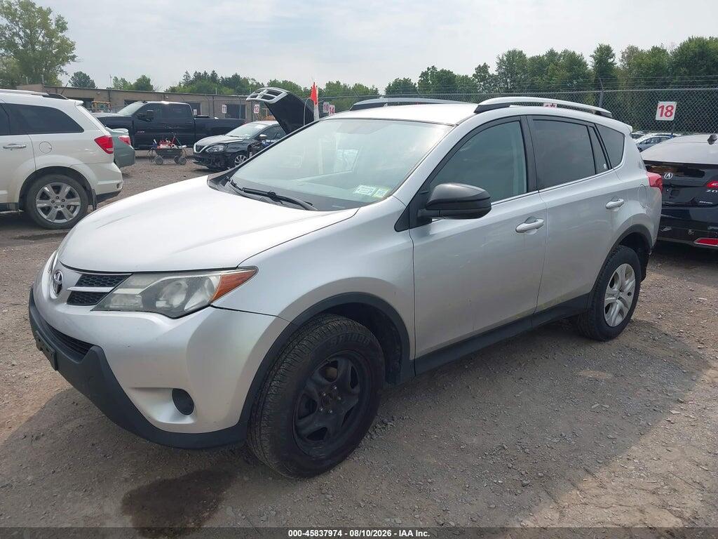 2T3BFREV9FW300821 2015 TOYOTA RAV4 photo no. 2