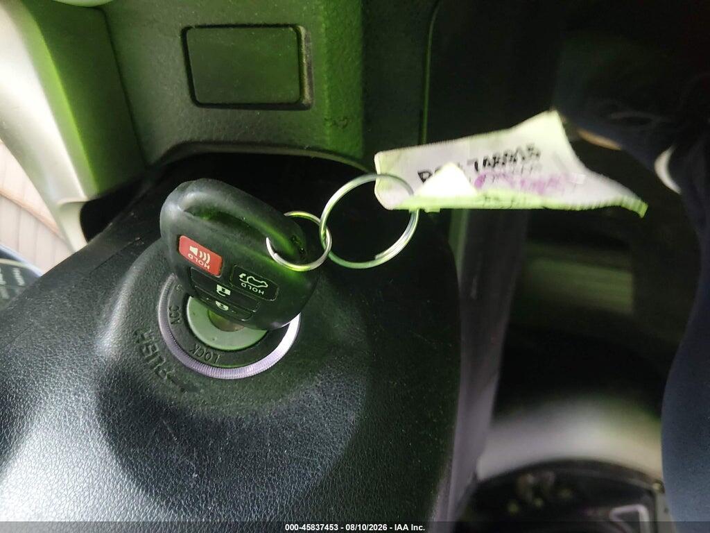 2T3RFREVXFW351839 2015 TOYOTA RAV4 photo no. 11