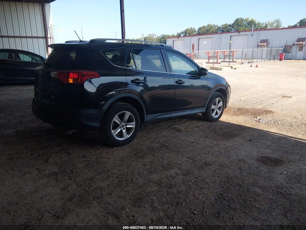 2T3RFREVXFW351839 2015 TOYOTA RAV4 photo no. 4