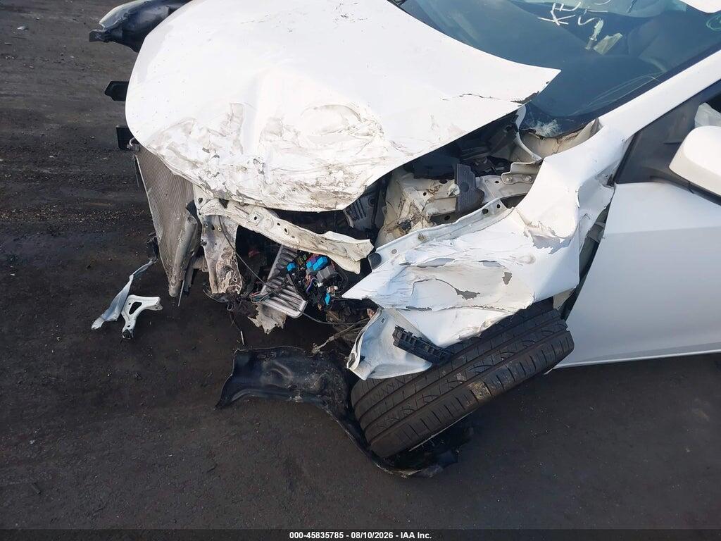 2T1BURHE5FC338378 2015 TOYOTA COROLLA photo no. 12