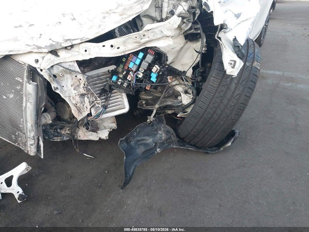 2T1BURHE5FC338378 2015 TOYOTA COROLLA photo no. 6