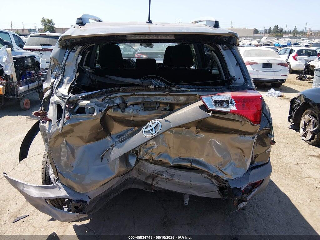 JTMZFREV7FD060633 2015 TOYOTA RAV4 photo no. 6