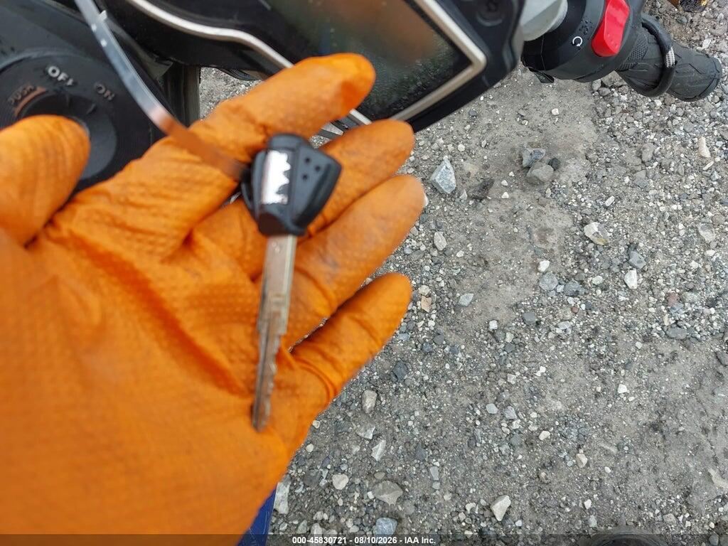 JS1GR7NA2F2100736 2015 SUZUKI GSX-S750 photo no. 11