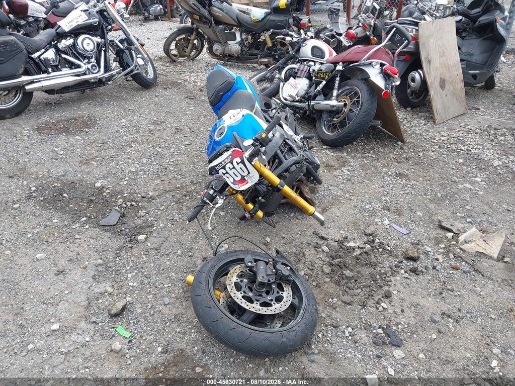 JS1GR7NA2F2100736 2015 SUZUKI GSX-S750 photo no. 5