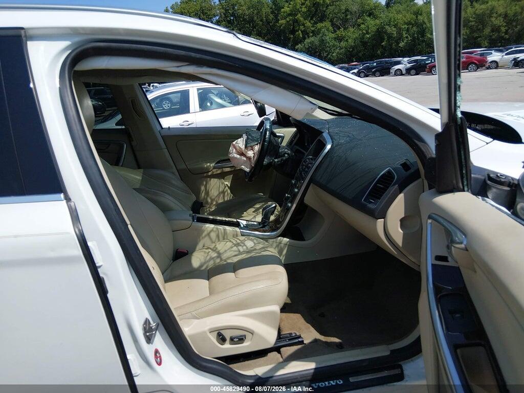 YV440MDC3F2577869 2015 VOLVO XC60 photo no. 5