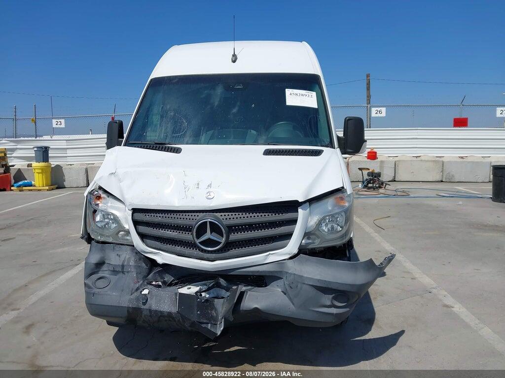 WD3PE8CC6FP105995 2015 MERCEDES-BENZ SPRINTER 2500 photo no. 12