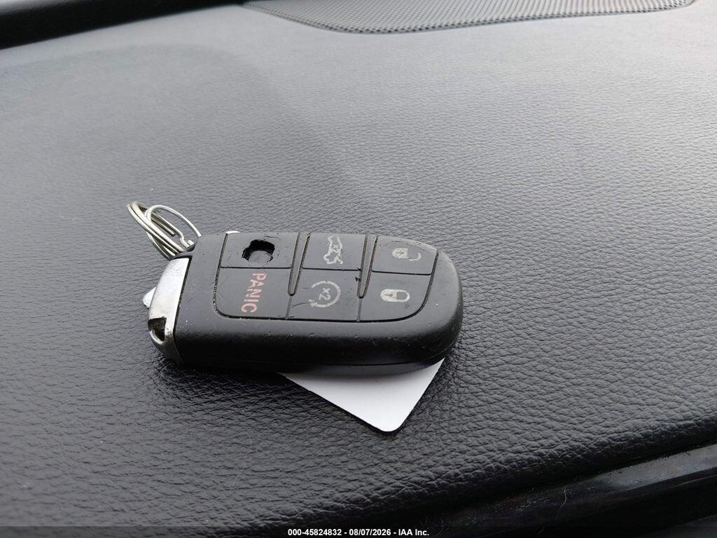 1C3CCCCB5FN545226 2015 CHRYSLER 200 photo no. 11