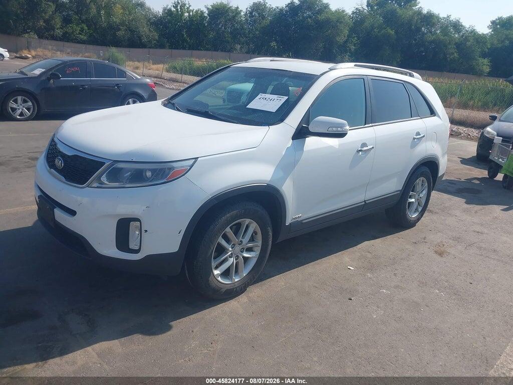 5XYKTCA64FG570669 2015 KIA SORENTO photo no. 2