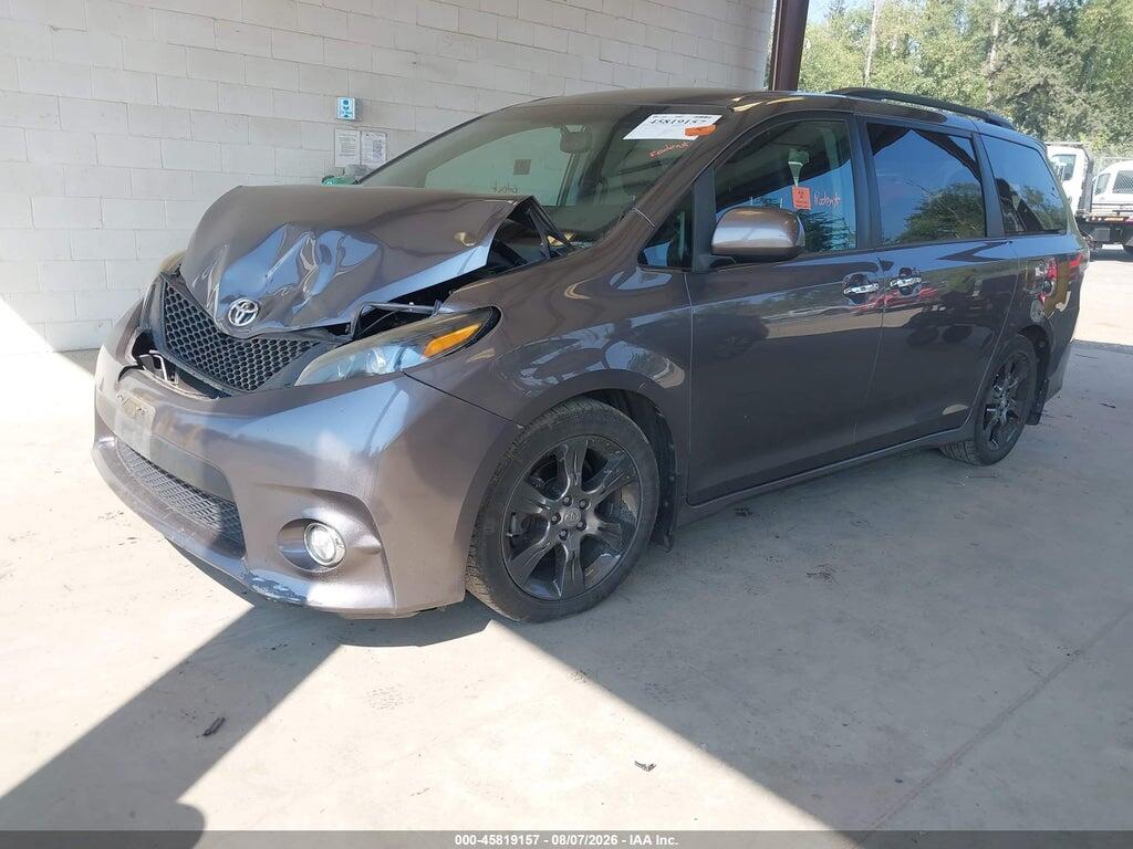 5TDXK3DC8FS635665 2015 TOYOTA SIENNA photo no. 2
