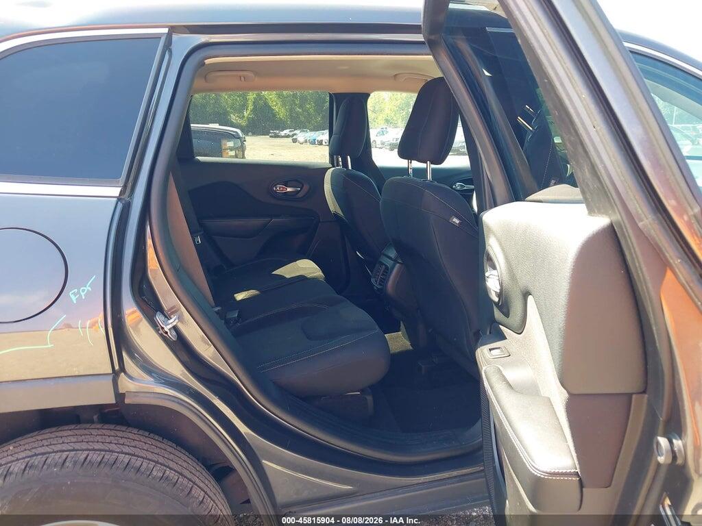 1C4PJMCS7FW625050 2015 JEEP CHEROKEE photo no. 8