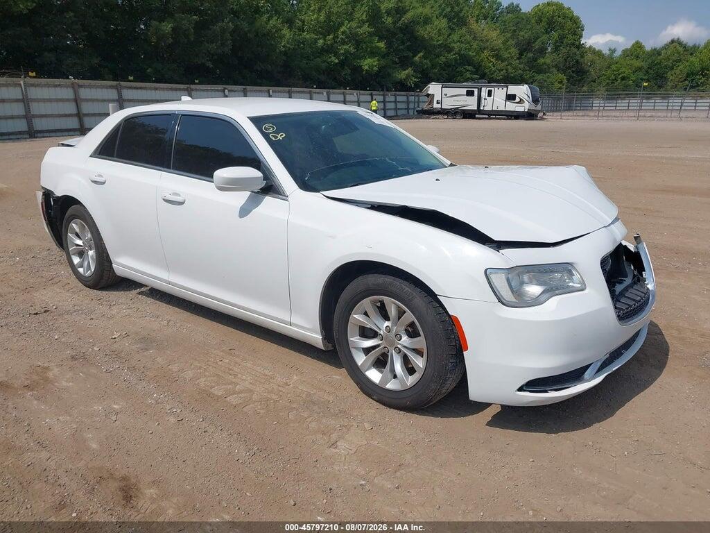 2C3CCAAG5FH891675 2015 CHRYSLER 300 photo no. 1