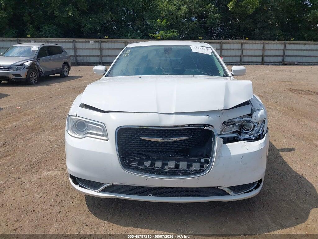 2C3CCAAG5FH891675 2015 CHRYSLER 300 photo no. 12