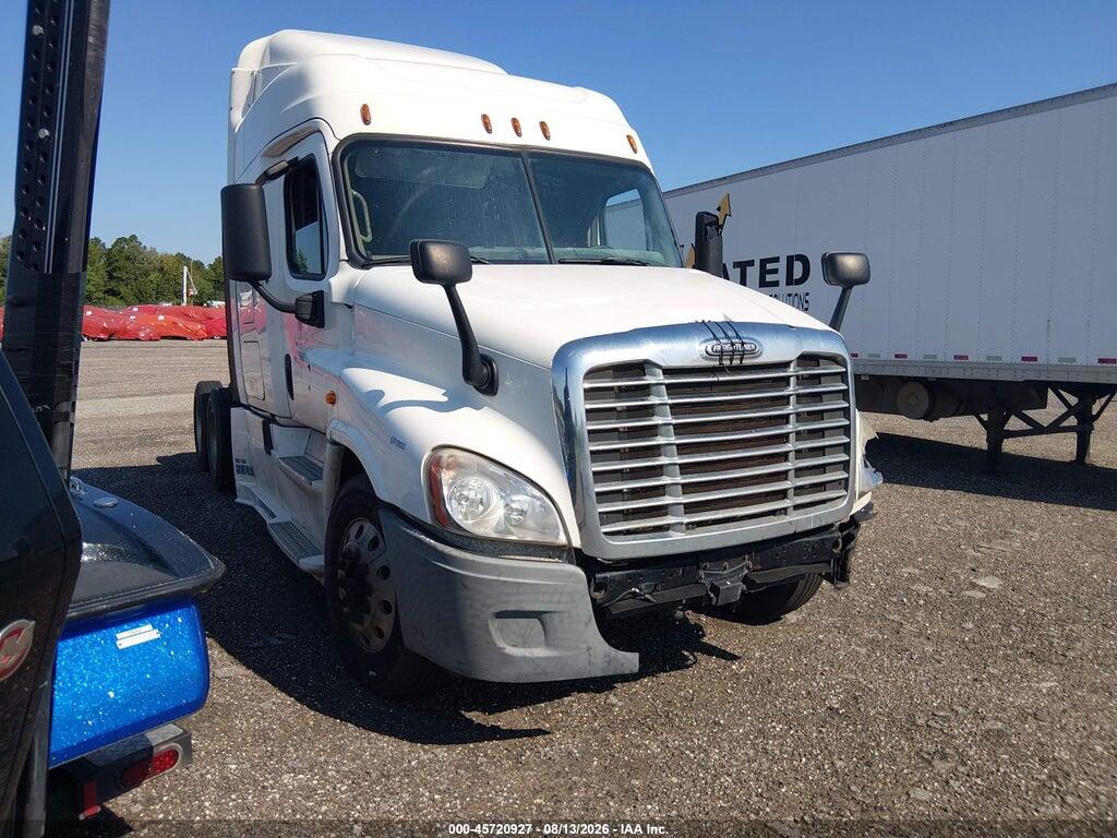 1FUJGLDV1FLGF1000 2015 FREIGHTLINER CASCADIA 125 photo no. 1