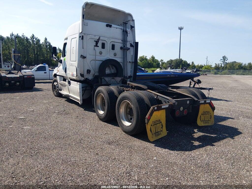 1FUJGLDV1FLGF1000 2015 FREIGHTLINER CASCADIA 125 photo no. 3