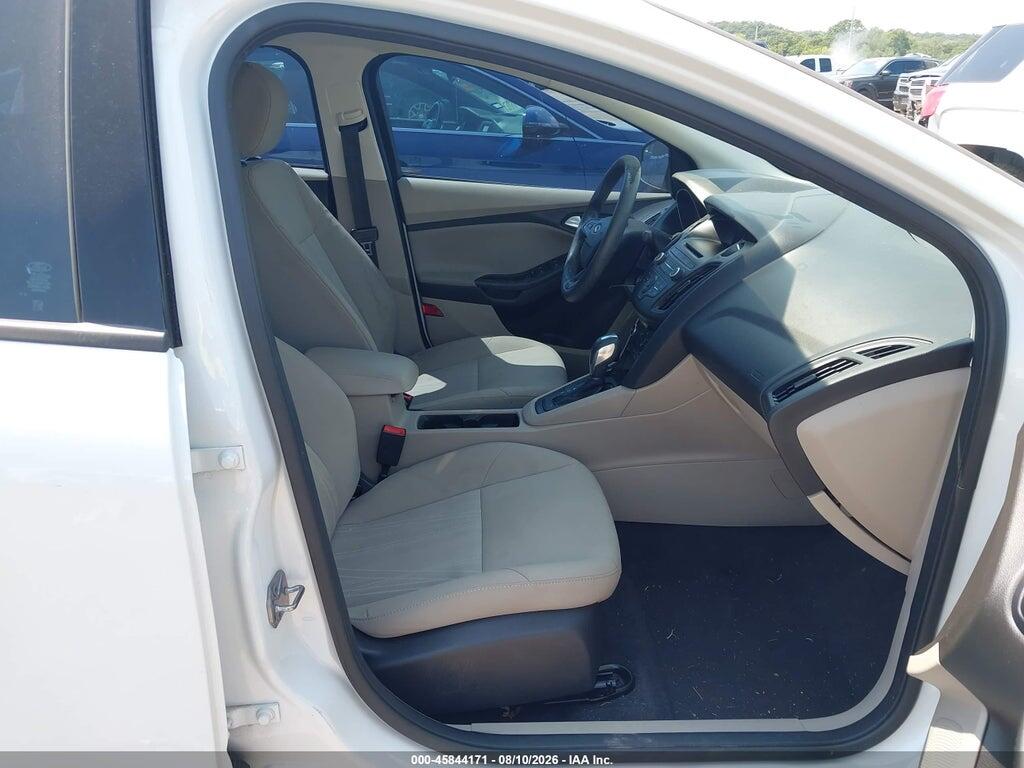 1FADP3F24GL290927 2016 FORD FOCUS photo no. 5