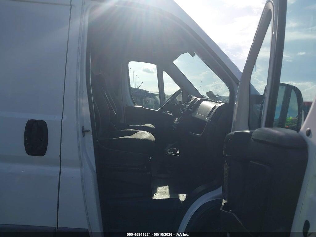 3C6TRVDG4GE114499 2016 RAM PROMASTER 2500 photo no. 5