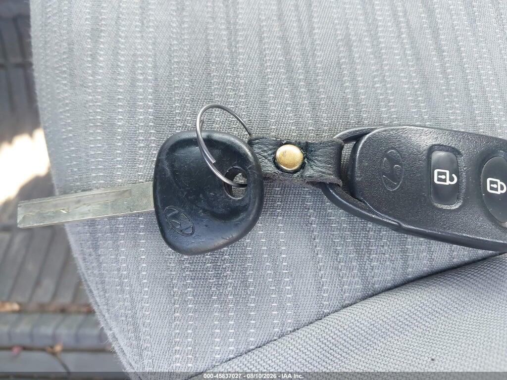 KMHCT4AE5GU004873 2016 HYUNDAI ACCENT photo no. 11