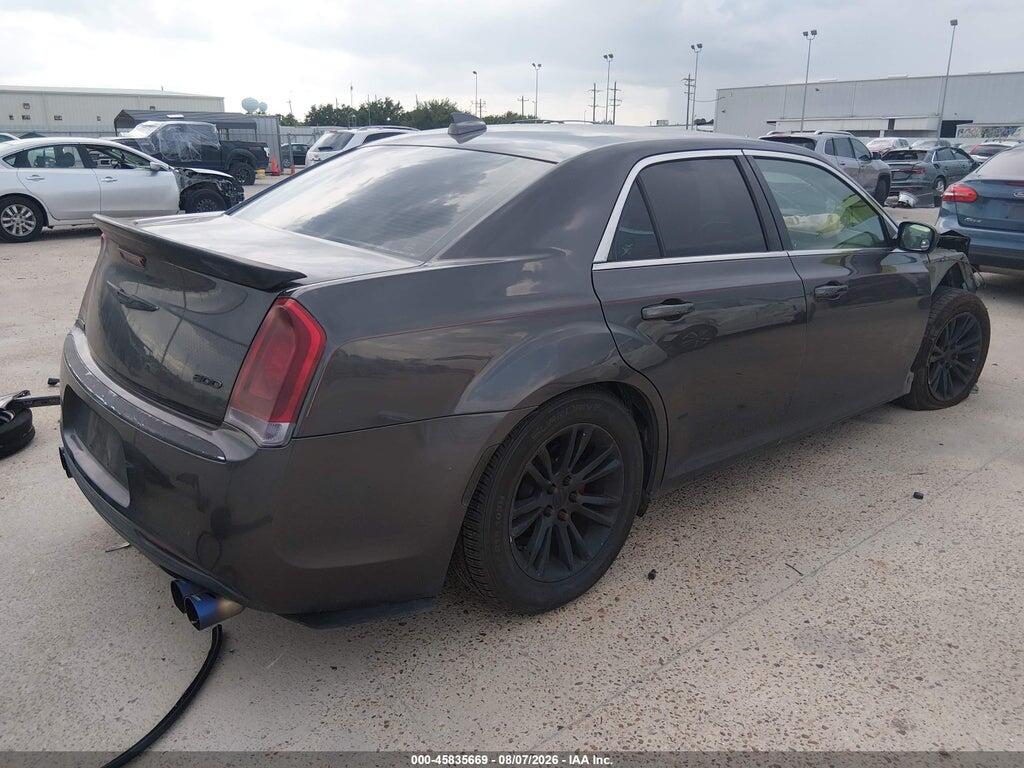2C3CCAAG4GH156235 2016 CHRYSLER 300 photo no. 4