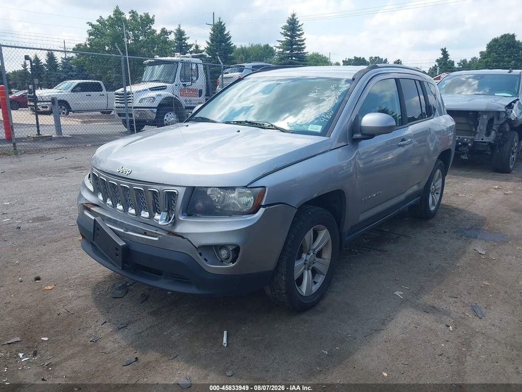 1C4NJDEB3GD714812 2016 JEEP COMPASS photo no. 2