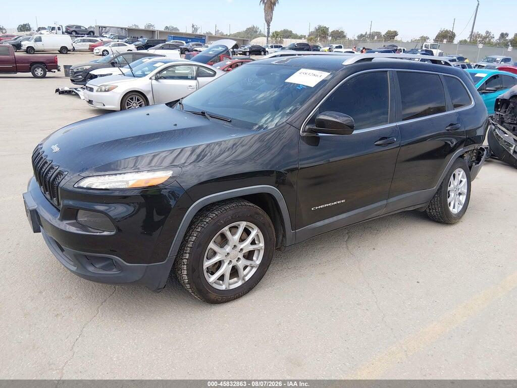 1C4PJLCB7GW234394 2016 JEEP CHEROKEE photo no. 2