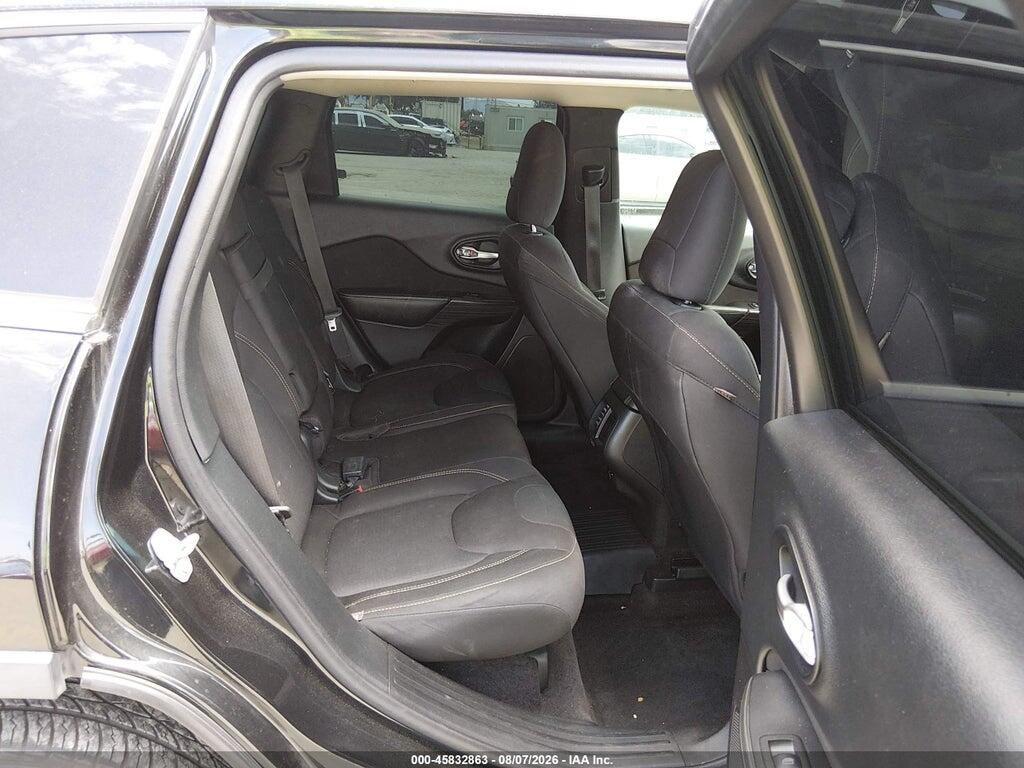 1C4PJLCB7GW234394 2016 JEEP CHEROKEE photo no. 8