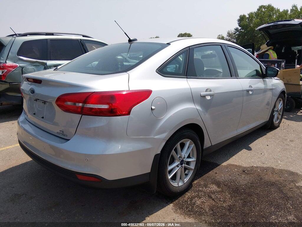 1FADP3F22GL267422 2016 FORD FOCUS photo no. 4