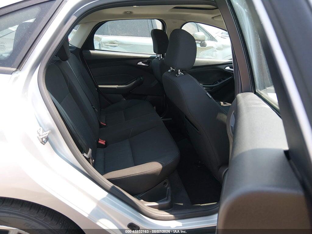 1FADP3F22GL267422 2016 FORD FOCUS photo no. 8